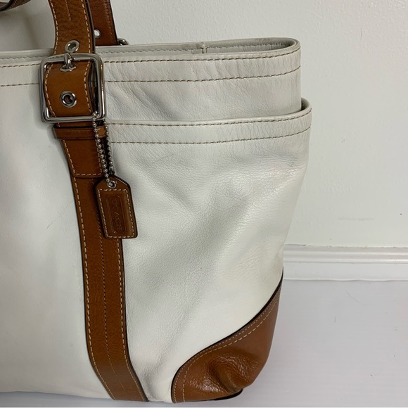 Coach Hampton Executive Extra Large Tote Bag - Picture 2 of 12